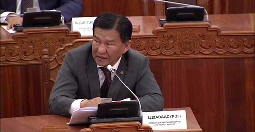 Ц.Даваасүрэн: Г.Амартүвшин чамд УИХ-д суух эрх байхгүй шүү!