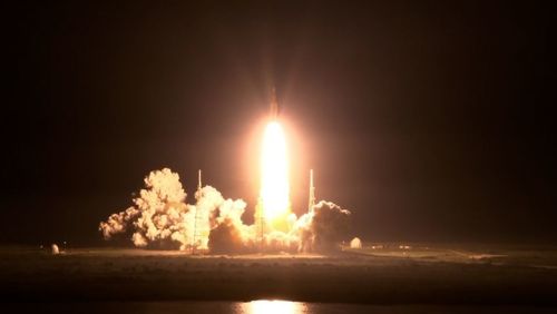 НАСА сар руу SLS пуужин хөөргөлөө