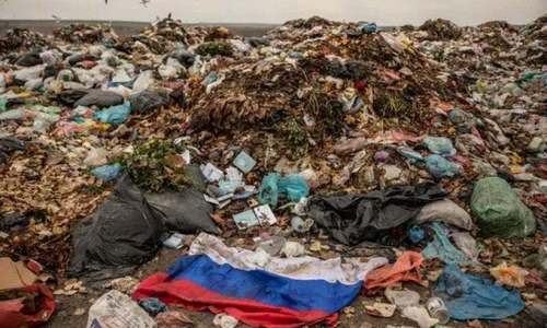 The Guardian: Оросууд цэргүүдийнхээ цогцсыг хогийн цэг дээр шатаасан