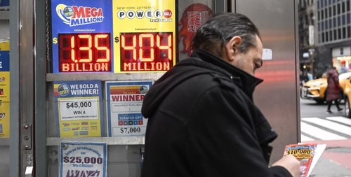 Америкийн иргэн сугалаанаас 1,35 тэрбум доллар хожжээ