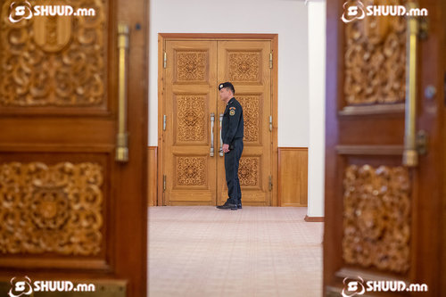 Гурван гишүүний асуудал АЛБАНЫ НУУЦ учраас хаалттай хэлэлцэнэ