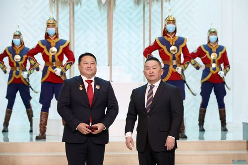 Яллагдагч Т.Мөнхбаяр нарт холбогдох хэргийн шүүх хурал хойшиллоо