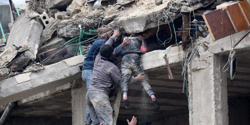 Монголоос Турк руу аврах баг илгээхээр болжээ