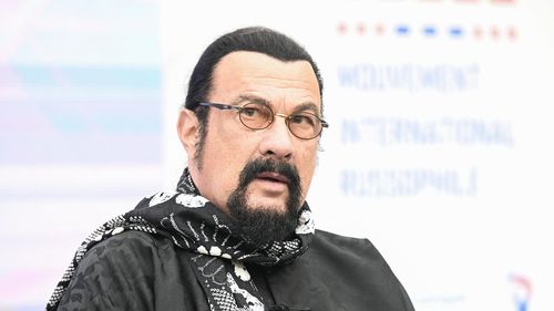 Стивен Сигал: Би 100 хувь Оросыг дэмжигч, орос хүн
