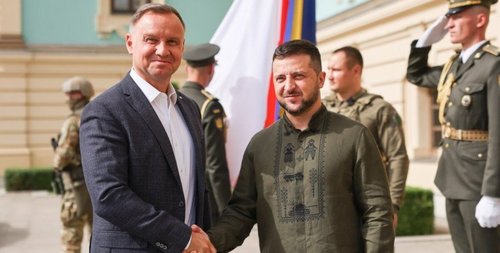 Зеленский Польшид айлчилж байна