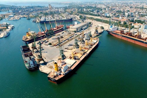 Болгарын боомтуудад Оросын хөлөг онгоц хүлээн авахыг хориглоно