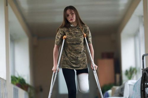 Фронтод тулалдсан украин бүсгүй: Хөлгүй болсон ч мөрөөдөл бий