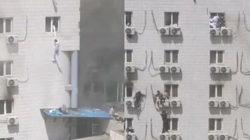 Бээжингийн эмнэлэгт гарсан гал түймрийн улмаас амиа алдсан хүний тоо нэмэгджээ