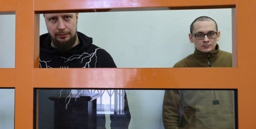 ОХУ-д дайн эсэргүүцэж, өөрсдийгөө шатаахыг завдсан эрчүүдэд хорих ял оноожээ