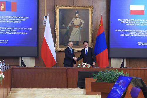 Польш улсын ЭСЯ ирэх онд Консулын хэлтэстэй болно