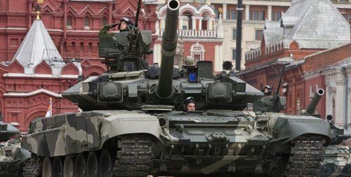 Оросын хурандаа танкны хөдөлгүүр хулгайлсныхаа төлөө 10 жилийн ял сонсож болзошгүй