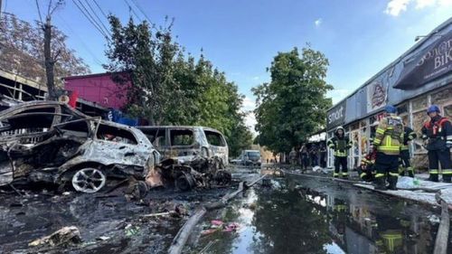Оросын арми Константиновка хотын төвд цохилт өгч, 17 хүн амиа алджээ