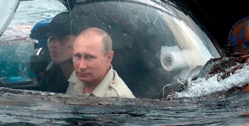 Путин бие хамгаалагчдадаа ч итгэдэггүй