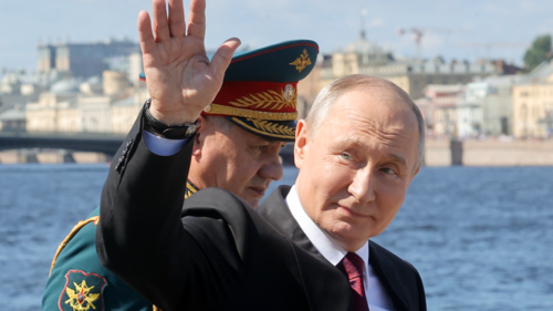 Путин өөрийнхөө цалинг нэмжээ