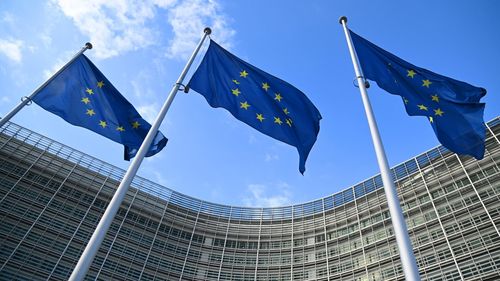 Украинд үзүүлэх тусламжийг хоёр дахин бууруулах саналыг Унгар гаргажээ
