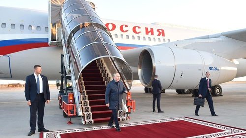 Путин Киргизэд айлчилж байна