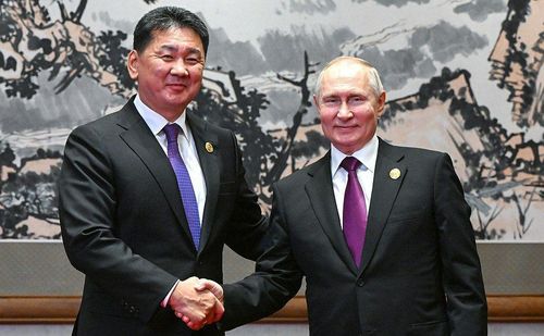 Ромын дүрмийг соёрхсон Монголд Путин айлчлах уу