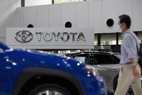 Toyota компанийн үйлдвэрлэсэн машины тоо 300 саяд хүрчээ
