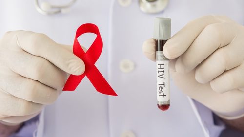 Хятадад ахмад настнуудын дунд ХДХВ өвчлөлийн тохиолдол нэмэгджээ