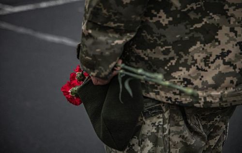 Украины дайнд Ирландын хөлсний цэрэг амиа алджээ