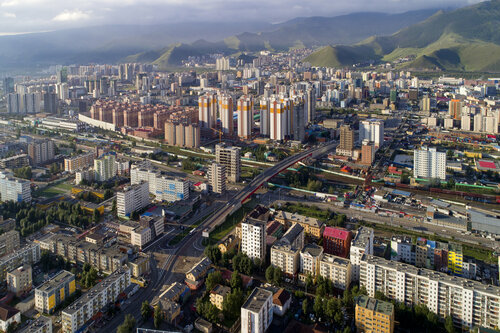 Улаанбаатарт 28 хэм халуун байна