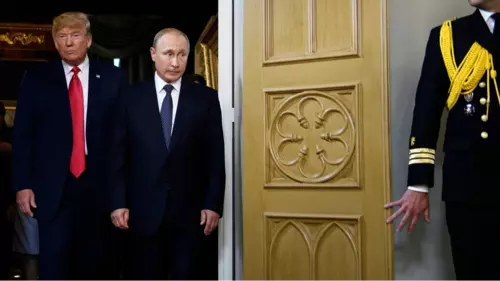 Д.ТРАМП ДАЙНЫГ ДУУСГАХААР ЯАРЧ БАЙНА