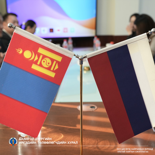 Баянгол дүүргийн Иргэдийн Төлөөлөгчдийн Хурлын дарга П.Өлзийнаран ОХУ-ын Бүгд Найрамдах Буриад Улстай хамтын ажиллагааны хүрээнд санал солилцлоо